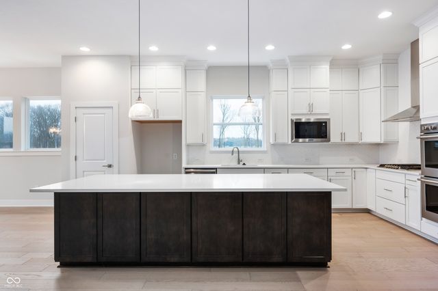 15914 Bellows Avenue, Fishers, IN 46040