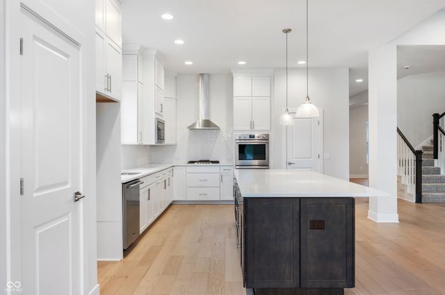 15914 Bellows Avenue, Fishers, IN 46040