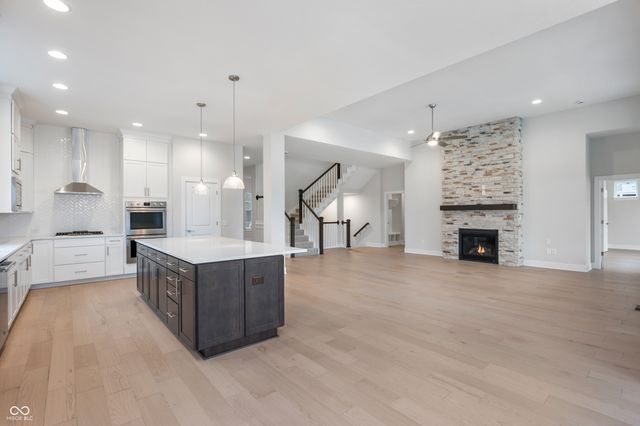 15914 Bellows Avenue, Fishers, IN 46040