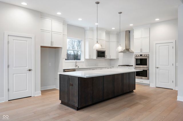 15914 Bellows Avenue, Fishers, IN 46040