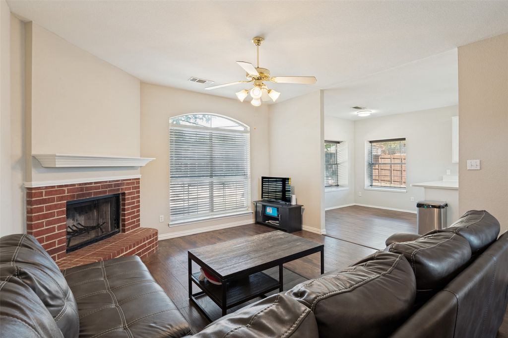 4503 Malvern Hill Road, Grand Prairie, TX 75052 — photo 5