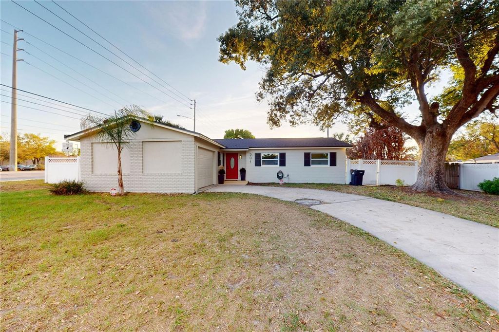 Image 17 of property listing at 501 HERITAGE BOULEVARD, Winter Park, FL 32792