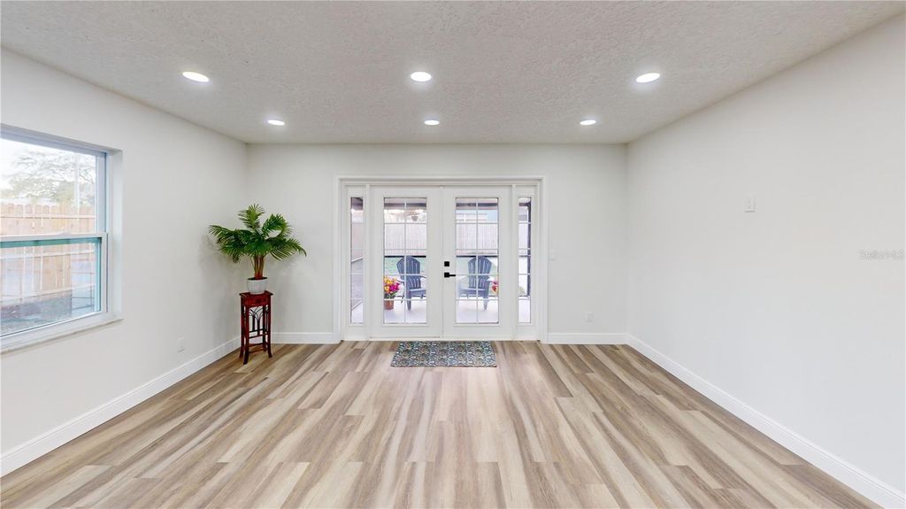 Image 7 of property listing at 501 HERITAGE BOULEVARD, Winter Park, FL 32792