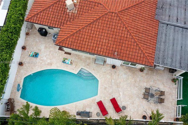 1900 N Victoria Park Rd, Fort Lauderdale, FL 33305