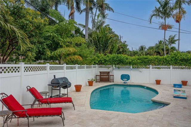 1900 N Victoria Park Rd, Fort Lauderdale, FL 33305