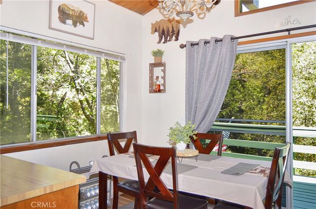23641 Manzanita, Crestline, CA 92325