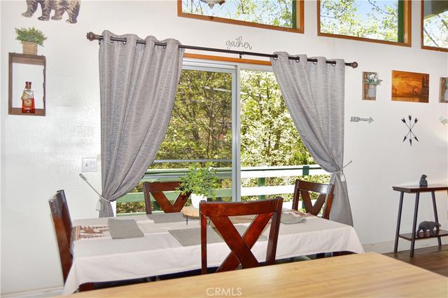 23641 Manzanita, Crestline, CA 92325