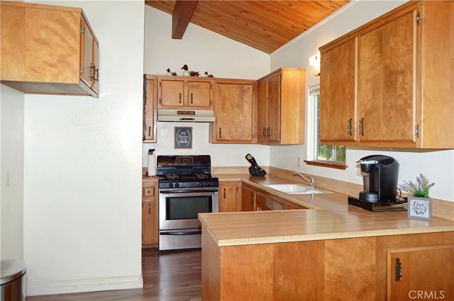 23641 Manzanita, Crestline, CA 92325