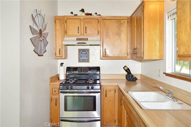 23641 Manzanita, Crestline, CA 92325