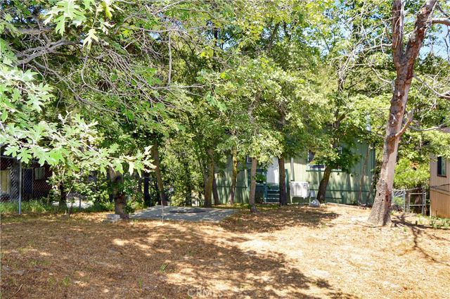 23641 Manzanita, Crestline, CA 92325