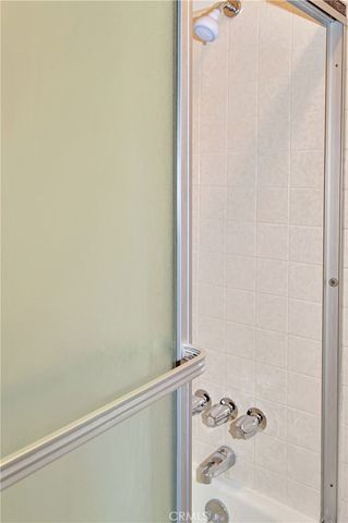 23641 Manzanita, Crestline, CA 92325