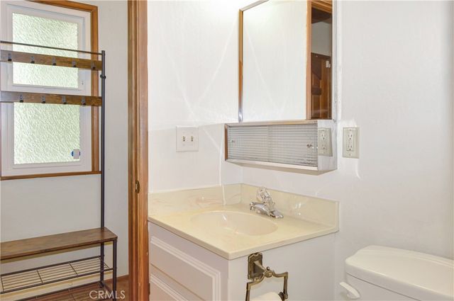 23641 Manzanita, Crestline, CA 92325