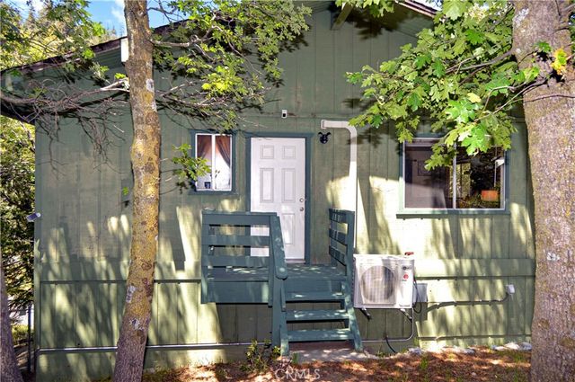 23641 Manzanita, Crestline, CA 92325
