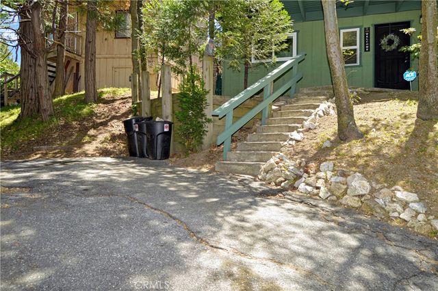 23641 Manzanita, Crestline, CA 92325
