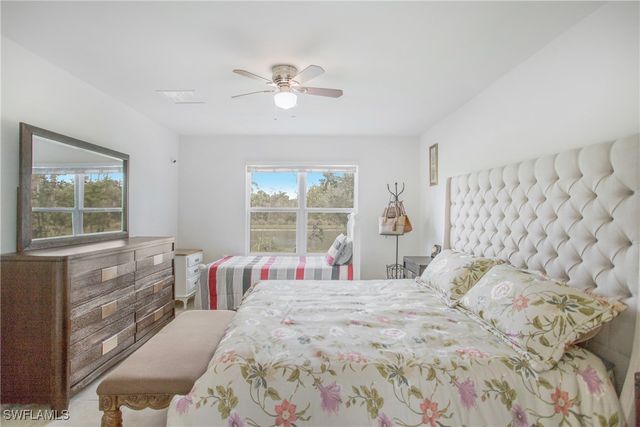 673 Hadley ST E, Naples, FL 34104