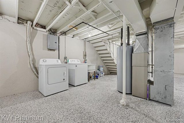 31825 Breezeway, New Baltimore, MI 48047