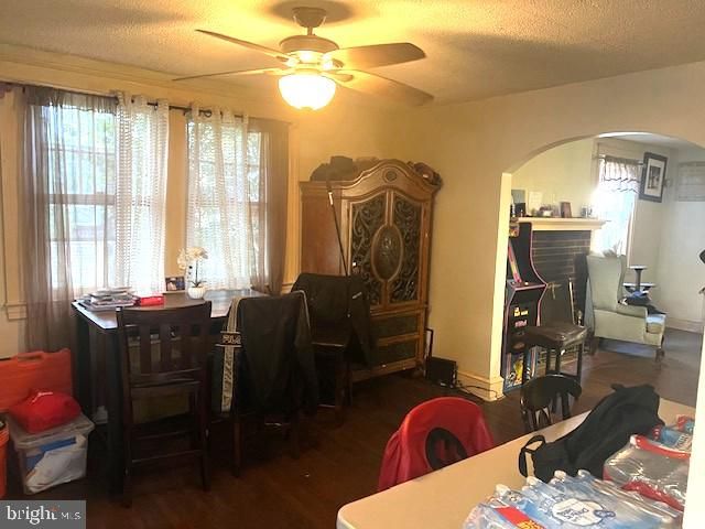 912 MYRA AVE, Lansdowne, PA 19050