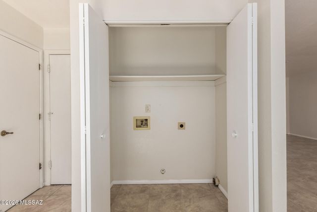 1979 N Belvedere Ave Apt 2, Tucson, AZ 85712