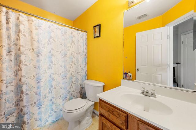 8454 HALLIE ROSE ST, Alexandria, VA 22309