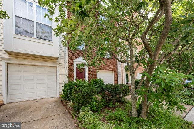 8454 HALLIE ROSE ST, Alexandria, VA 22309