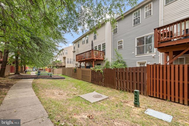 8454 HALLIE ROSE ST, Alexandria, VA 22309