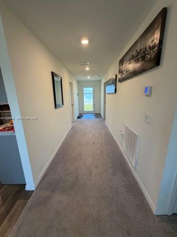 1724 NW 11th PL, Cape Coral, FL 33993