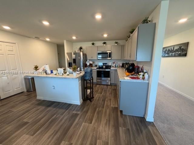 1724 NW 11th PL, Cape Coral, FL 33993