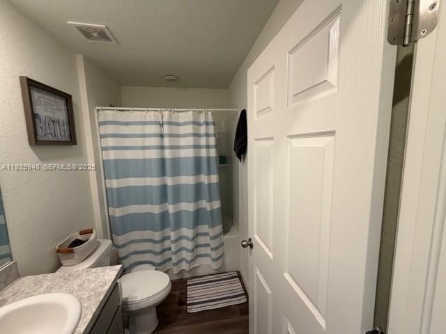 1724 NW 11th PL, Cape Coral, FL 33993