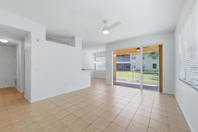 4270 VICENZA DRIVE B40, Venice, FL 34293