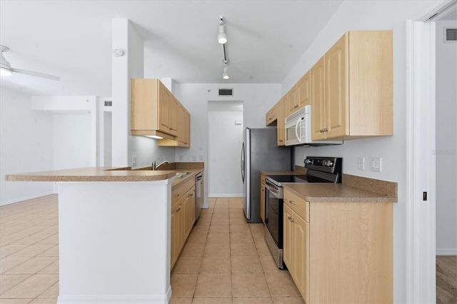 4270 VICENZA DRIVE B40, Venice, FL 34293