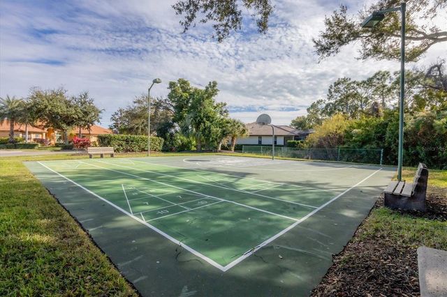 4270 VICENZA DRIVE B40, Venice, FL 34293