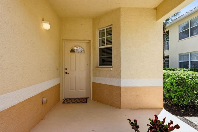 4270 VICENZA DRIVE B40, Venice, FL 34293