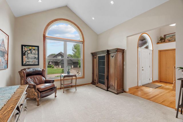 5125 Trenton Lane N, Plymouth, MN 55442