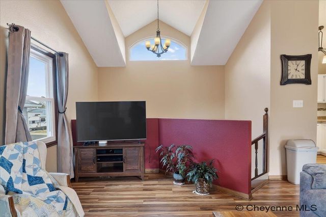 5132 KENNEDY DR, Cheyenne, WY 82001