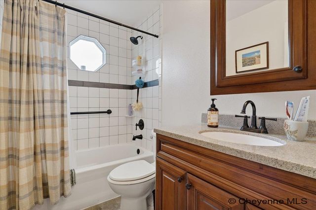 5132 KENNEDY DR, Cheyenne, WY 82001