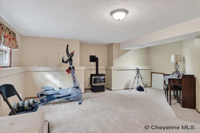 5132 KENNEDY DR, Cheyenne, WY 82001