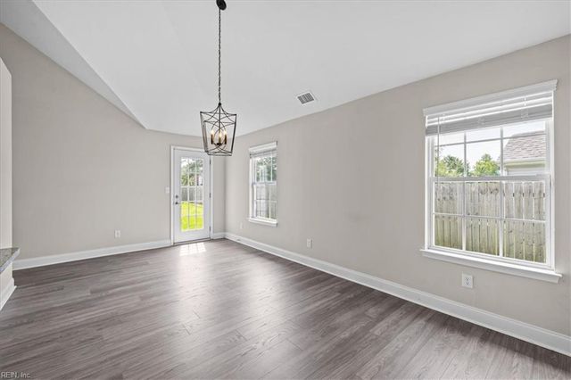 111 Dana DR, Suffolk, VA 23434