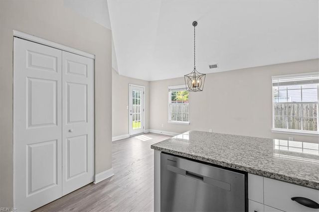 111 Dana DR, Suffolk, VA 23434