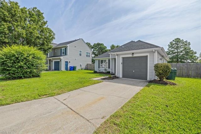 111 Dana DR, Suffolk, VA 23434
