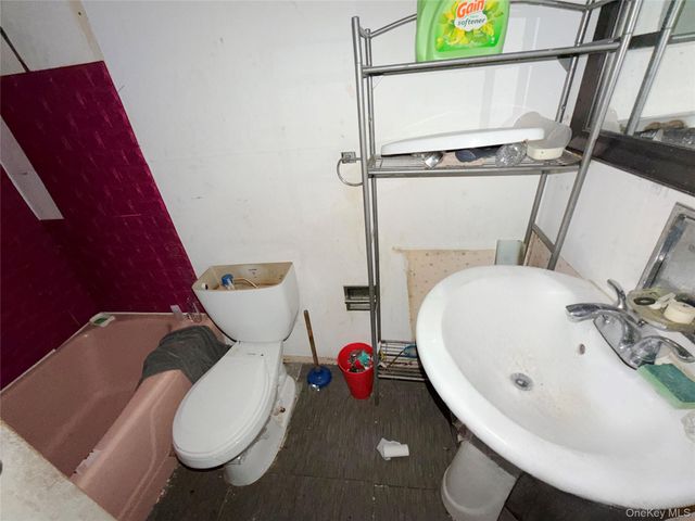 11220 111th Avenue, South Ozone Park, NY 11420