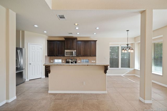 2122 Pecan, New Braunfels, TX 78130