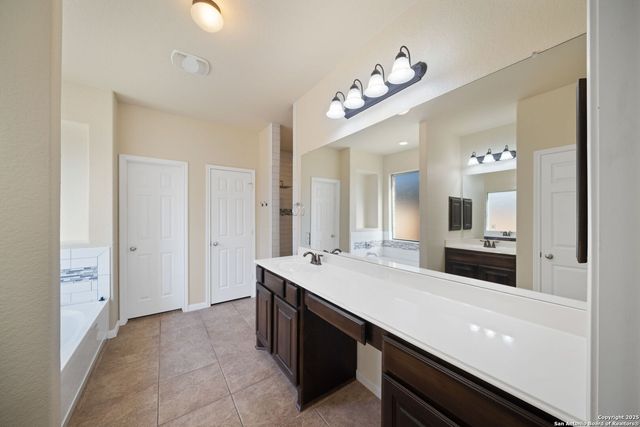 2122 Pecan, New Braunfels, TX 78130