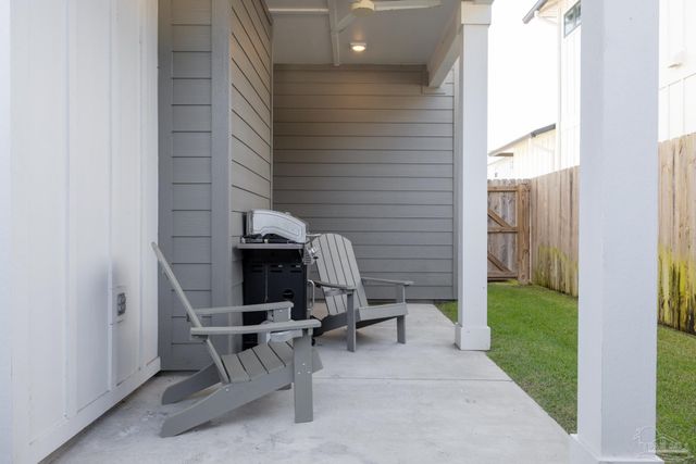 5623 Trout Ln, Perdido Key, FL 32507