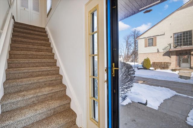 35132 N Bay Circle, Harrison Twp, MI 48045