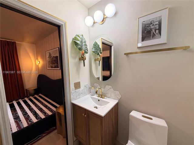 920 SW 50th Ave, Plantation, FL 33317