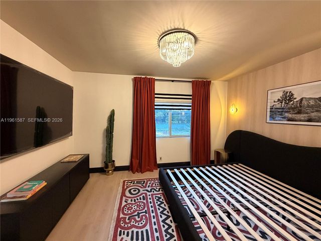 920 SW 50th Ave, Plantation, FL 33317