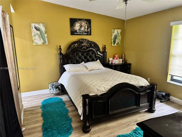 9291 E Fern Ln, Miramar, FL 33025