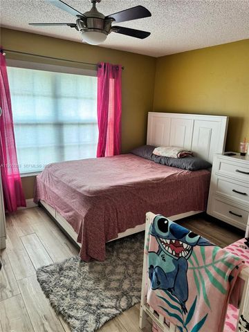 9291 E Fern Ln, Miramar, FL 33025