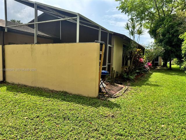 9291 E Fern Ln, Miramar, FL 33025