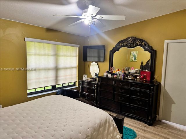 9291 E Fern Ln, Miramar, FL 33025